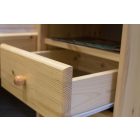 Zsombor 2 fiókos+nyitott fenyő éjjeliszekrény