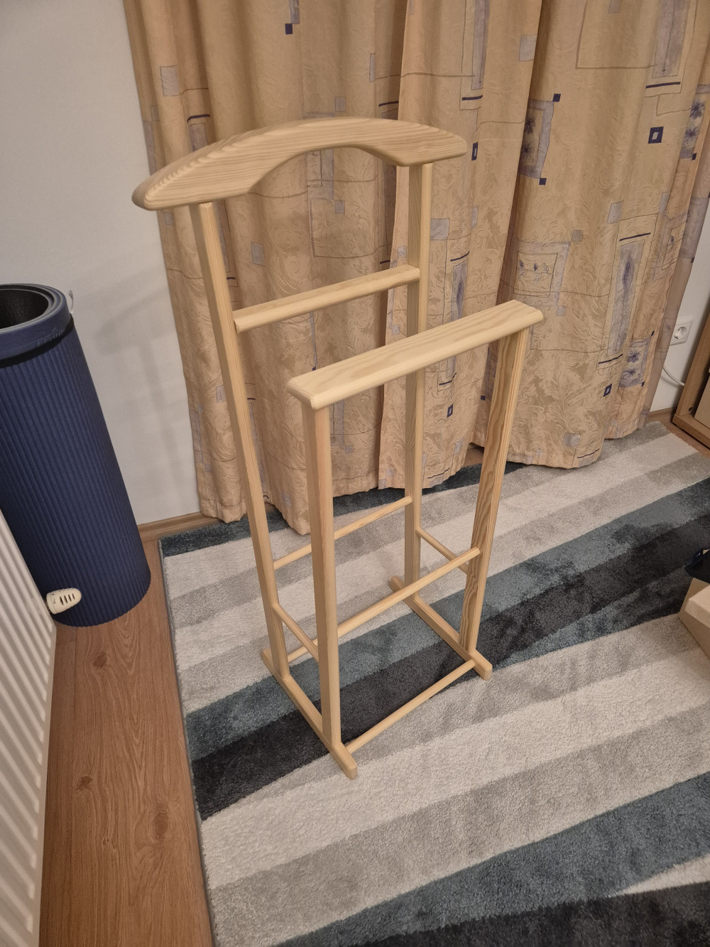 Dupla fenyőfa szobainas
